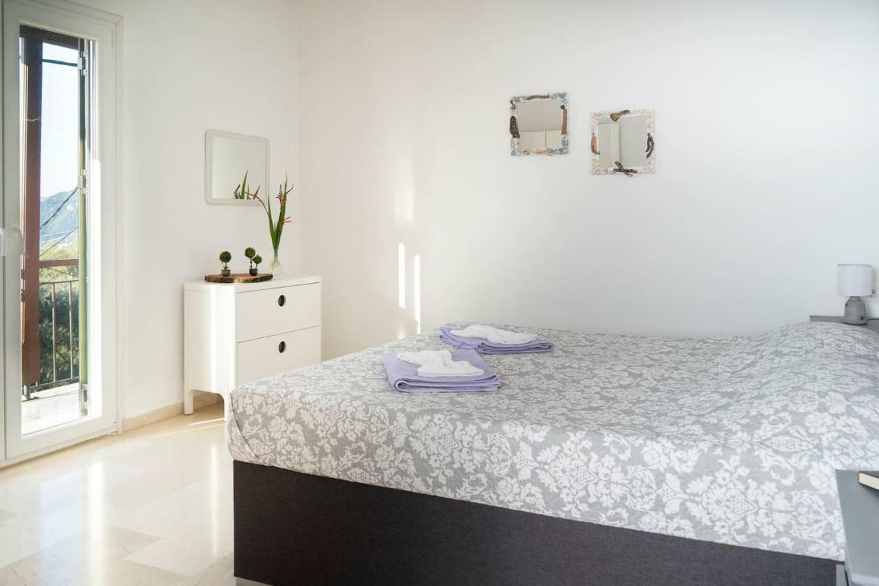 Coralli Pentati 1 "Dimitris Apartments" Ngoại thất bức ảnh